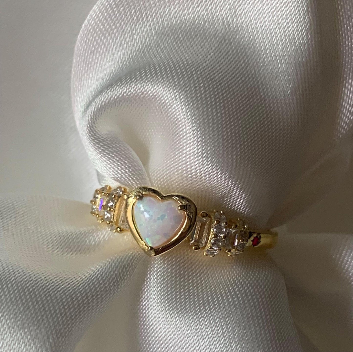 Fashion Opal Zircon Ring Ladies