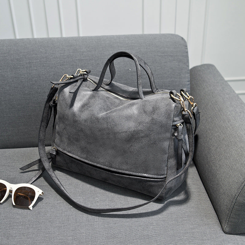 female fashion handbags wholesale bag retro matte leather bag bag locomotive bags bag