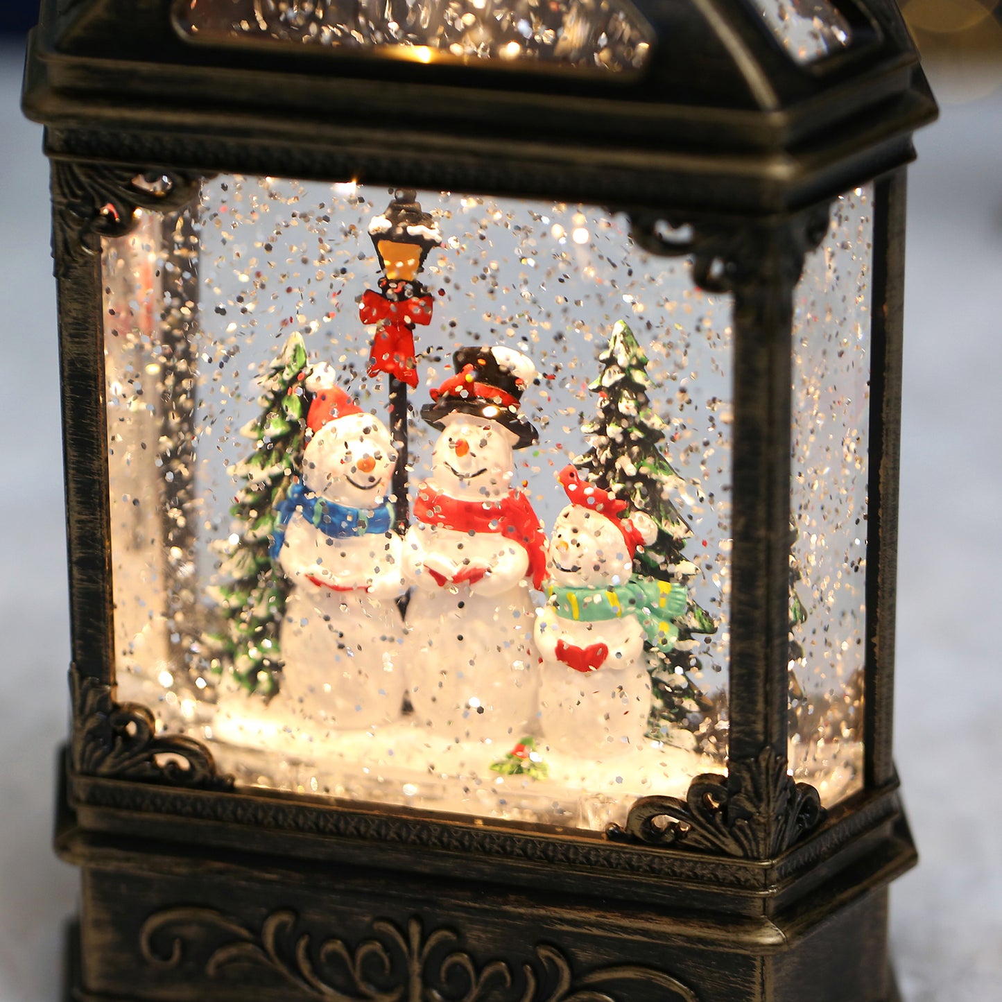 SINT Christmas Vintage Snow Globe Lantern