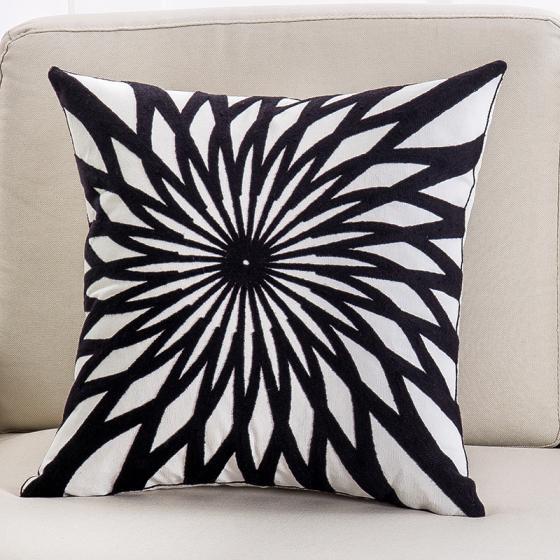 Fashion Personalized Embroidery Couch Pillow