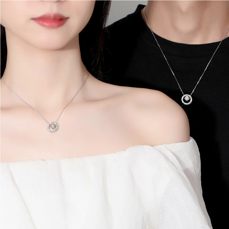 Men's And Women's Fashion Love Rubik's Cube Necklace Clavicle Chain