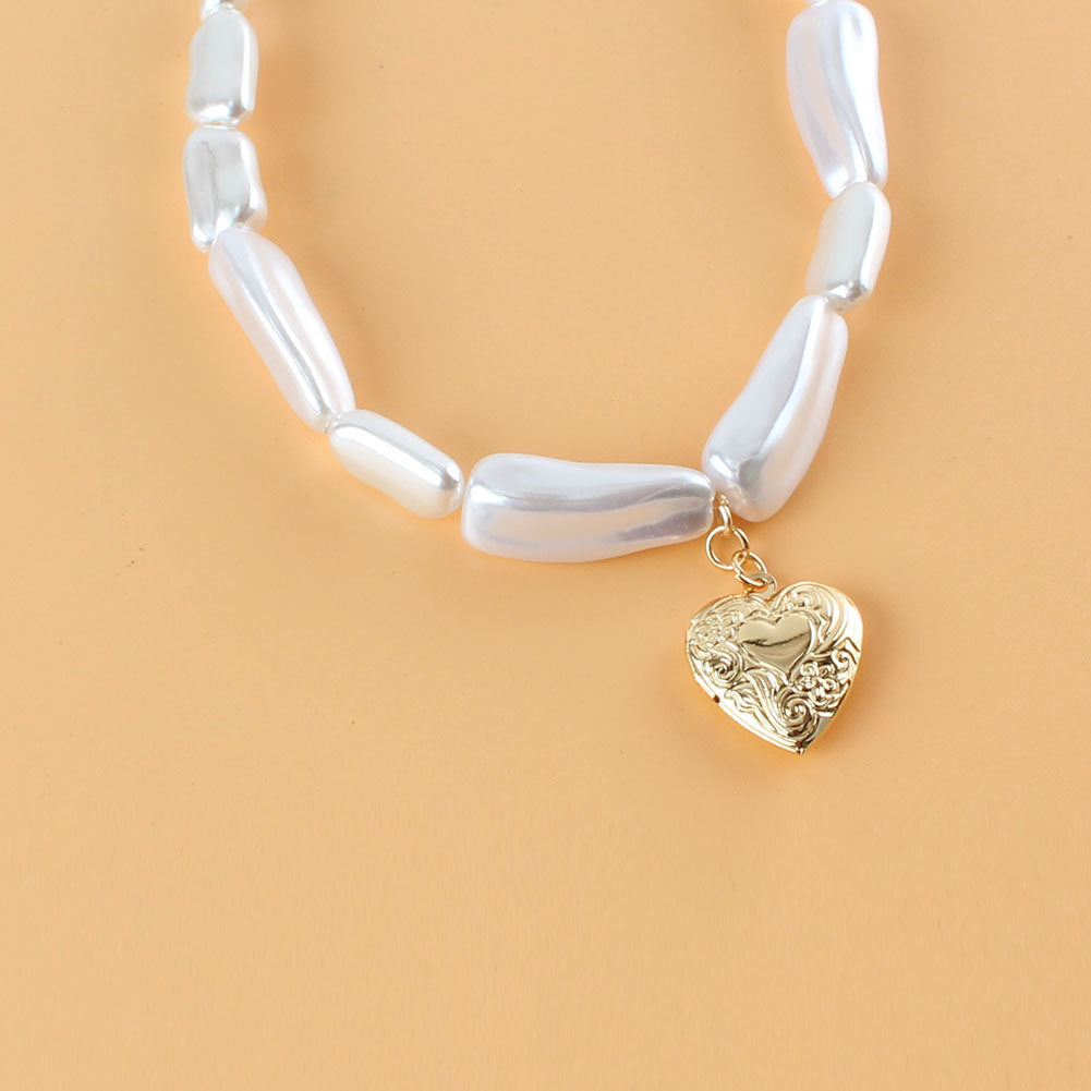 Alloy Love Pendant Pearl Necklace