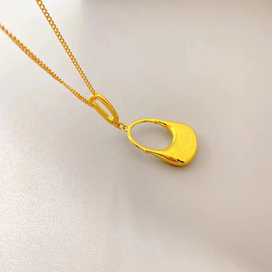 French Gold High Sense Stylish Elegant Necklace