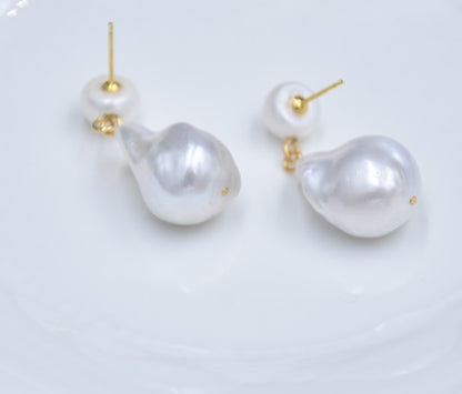 Exaggerated Baroque Tail Bead Stud Earrings