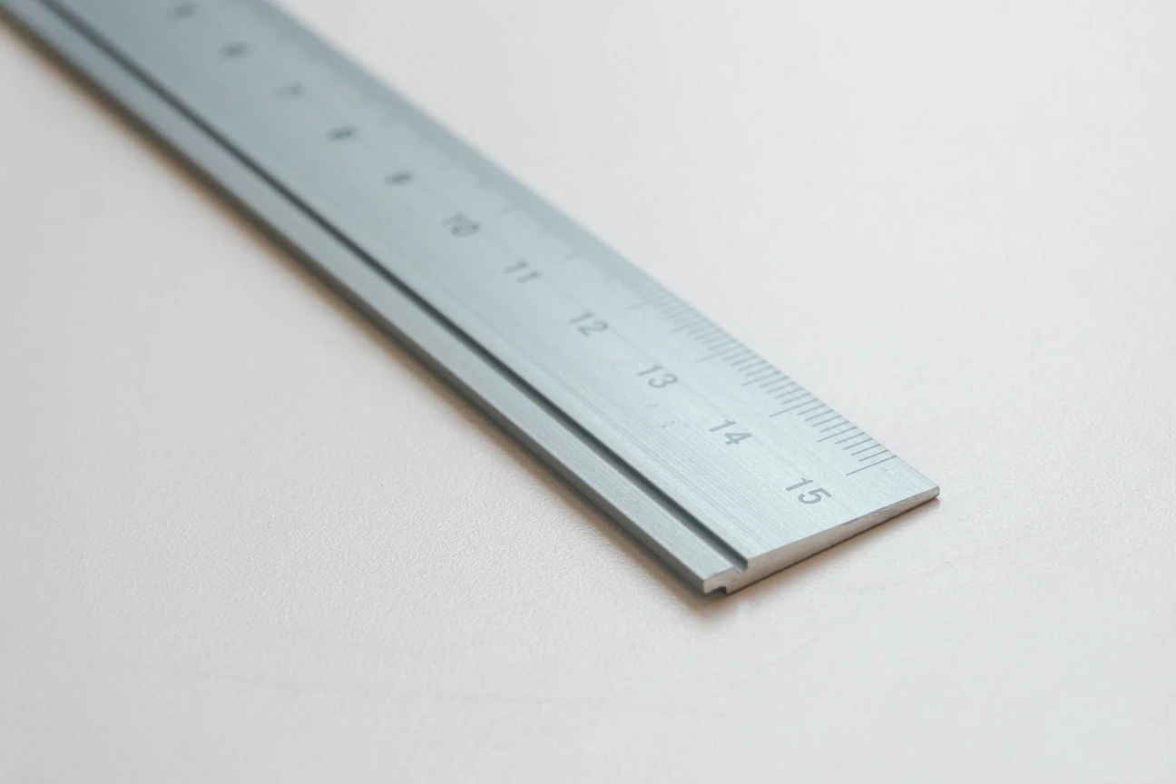 SLIP-ON Aluminum 15cm Ruler Gunmetalic