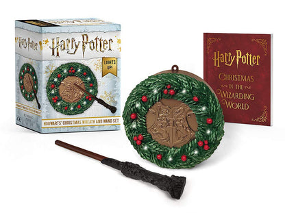 Harry Potter - Hogwarts Christmas Wreath And Wand Set